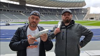 Wir essen Döner Kebab im Berliner Olymiastadion HA HO HE HERTHA BSC [upl. by Davenport]