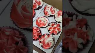 2 Easy design  1 Nozzle cupcakedecorating cakedecoratingideas cakedecoratingtutorials short [upl. by Sirrap]