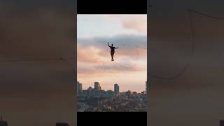 Incredibly‼️Estonian slackliner Jaan Roose cross on a rope over Istanbuls Bosporus Bridge [upl. by Lorenz]