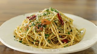 Spaghetti Aglio e Olio Recipe [upl. by Ylro118]