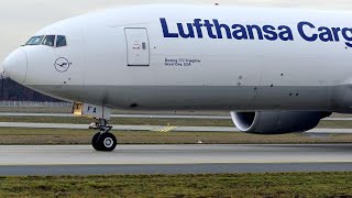 Emergency crash landing Lufthansa Air Boeing 777 at Madeira Airport [upl. by Arsi]