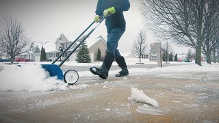 This Shovel looks like a Snow Plow   Snowcaster 30SNC [upl. by Sybil]