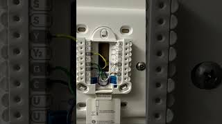 Clean thermostat install hvaclife hvac hvacarmy hvactrainingvideos lowvoltage [upl. by Alleyne]