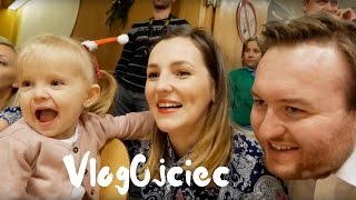 Święty Mikołaj rozdaje prezenty dzieciom 🎄 VLOG 1 vlogmas [upl. by Noroj413]