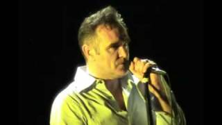 Morrissey  Life is a pigsty crowd shot V Festival 2006 [upl. by Nnahsal]