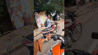 His bike ran out of petrol ⛽️ petrol humanity happiness trending duketeja tirupati [upl. by Chara184]