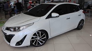 Toyota Yaris Hatch 2019  versões XL XL Plus e XLS detalhes preço  wwwcarblogbr [upl. by Yelsiap]