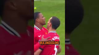 😠❓❓ Suarez ve Evra Arasında Neler Yaşandı suarez patriceevra [upl. by Eneloj]