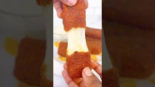 Copycat Chili’s Nashville Hot Mozzarella Sticks 🔥 chilis mozzarellasticks cheesepull copycat [upl. by Rosenstein]