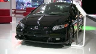 2012 Honda Civic SI HFP Exterior and Interior at 2012 Montreal Auto Show [upl. by Joris]