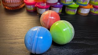 SATISFYING BOUNCY STRETCHY MOLD PUTTY shorts [upl. by Eymaj]