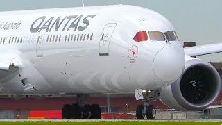 INCREDIBLE Qantas Boeing 7879 Dreamliner CLOSEUP Takeoff  Melbourne Airport Plane Spotting [upl. by Alracal]