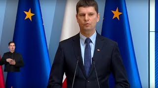 Koronawirus w Polsce Znamy terminy matur Minister edukacji o dalszych ograniczenia dla szkół [upl. by Eulalee]