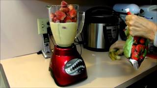 How to Make a Gluten Free Smoothie [upl. by Dessma]