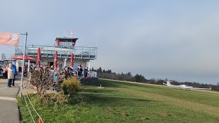 Fliegerschule Wasserkuppe Flugschule auf der Wasserkuppe 950 m ü NHN Höhe der höchste Berg der Rhön [upl. by Eceinaj]