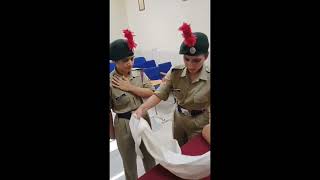 How to use a triangular Bandage MH Attachment Training of NCC cadets [upl. by Siocnarf791]