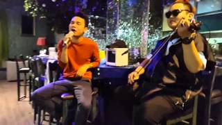 KHẮC VIỆT  Chỉ Anh Hiểu Em Live [upl. by Imuyam]