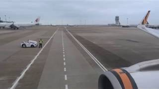 IT304 Tigerair Taiwan 台灣虎航 澳門國際機場MFM起飛 Macau International Airport Takeoff [upl. by Esmerolda94]