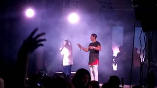 Materialista  Chino y Nacho en concierto Guayaquil Radio Universo tour 2016 [upl. by Nnylram]