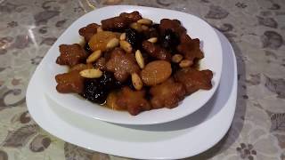 طاجين لحم الحلو بالبرقوق و المشماش والشباح الصفرة tajine sucré aux pruneaux et abricots secs [upl. by Arica]