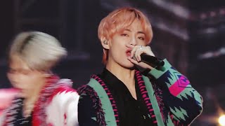 2018 SBS 가요대전 방탄소년단 여심 자극하는 마무리 포즈 ‘IDOL’ [upl. by Araj]