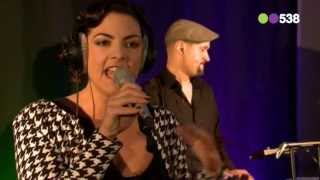 Caro Emerald  Liquid Lunch Live bij Evers Staat Op [upl. by Landis429]