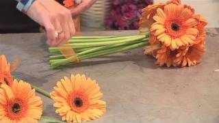 How To Arrange Daisies In A Bouquet [upl. by Secnirp]