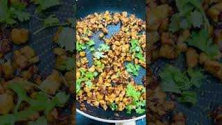 Sweet potato chicken samosas ……samosa keralarecipes homemade nadanfood keralafood [upl. by Aevin]