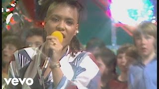 Bow Wow Wow  I Want Candy Razzmatazz 1982 [upl. by Arem]