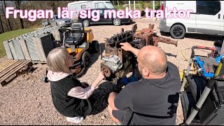 Frugan mekar traktor  Massey Ferguson MF35  Motor [upl. by Akenahc]