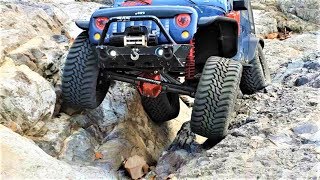 RC카 Traction Hobby Founder Jeep Rock Climbing Adventure [upl. by Eolanda897]