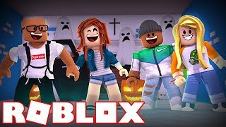 ROBLOX HALLOWEEN HOUSE PARTY IN ROBLOX [upl. by Nan]