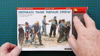 Miniart 135 German Tank Repair Crew quotSpecial Editionquot  Kit Review [upl. by Lanam]