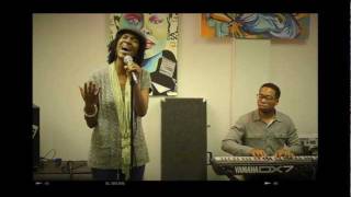 Carla Barnes covering Jazmine Sullivans song Stuttering [upl. by Benzel]