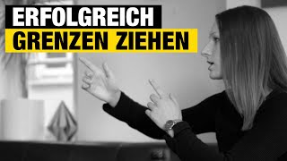 Selbstverteidigung für Frauen Angriff auf der eigenen Couch [upl. by Adarbil520]