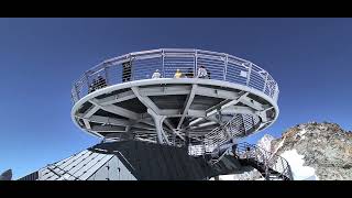 From Aiguille du Midi France take the cable car to Courmayeur Italy [upl. by Bushey]