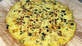 FRITTATA DI PEPERONI ZUCCHINE E CIPOLLE [upl. by Aseyt]