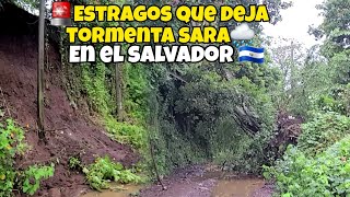 🚨así los deslaves en USULUTÁN EL SALVADOR por paso de TORMENTA SARA🇸🇻 en calle a alas lomas [upl. by Haerdna]