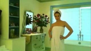 Alyssa Milano  TV Star Actress from Romantically Challenged Charmed Whos the Bossflv [upl. by Etnauq]