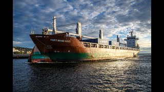 Quick Visit Small quotContainer Shipquot The Fortunigracht Arrives Duluth for Port Terminal with cargo [upl. by Rowney]