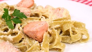 Pasta con Salmón  Receta fácil rápida y riquísima [upl. by Giulietta]