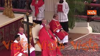 Domenica delle Palme la Messa in piazza San Pietro con Papa Francesco [upl. by Ennazzus]