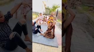 Ku ku murga dance farmaninaaz funny vanshikahapur [upl. by Garbers556]