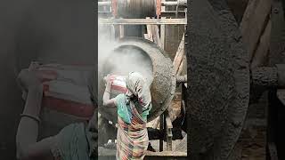 Correct Method of concrete mix Use mixer machine shorts slabslab buildingmaterial viralvideo [upl. by Lexine]