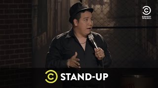 Alan Saldaña I  StandupEnComedy  El Gasolinazo y algunas soluciones [upl. by Pasco]