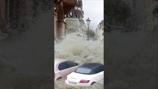 🔴UK  Heavy rainfall and thunderstorms cause flooding in Dunstable this evening [upl. by Chi]