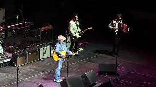 Streets of Bakersfield  Dwight Yoakam Live at Angel of the Winds Arena in Everett 7202024 [upl. by Shirk677]