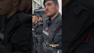 Carabinieri VI Battaglione Toscana in servizio durante una manifestazione 😉🙏🏻🫡🍀🇮🇹 [upl. by Imoyik]