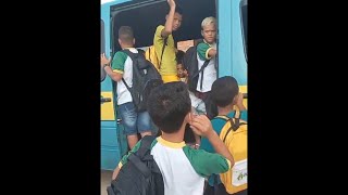 Mãe de estudante denuncia superlotação em transporte escolar de Olivença [upl. by Massimiliano103]