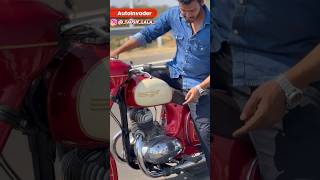 How To Start JAWA 250 and Gear shifting kyvacka jawa250 jawa gearshifting [upl. by Oijile]